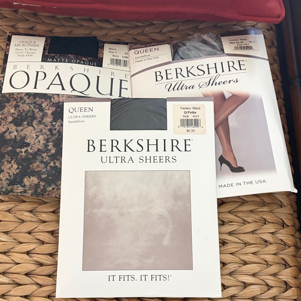 NWOT 3 prs pantyhose- 1 firm price